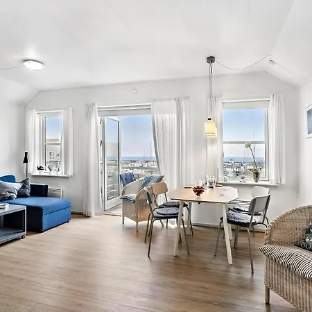 Amazing In With House Sea View Apartment *